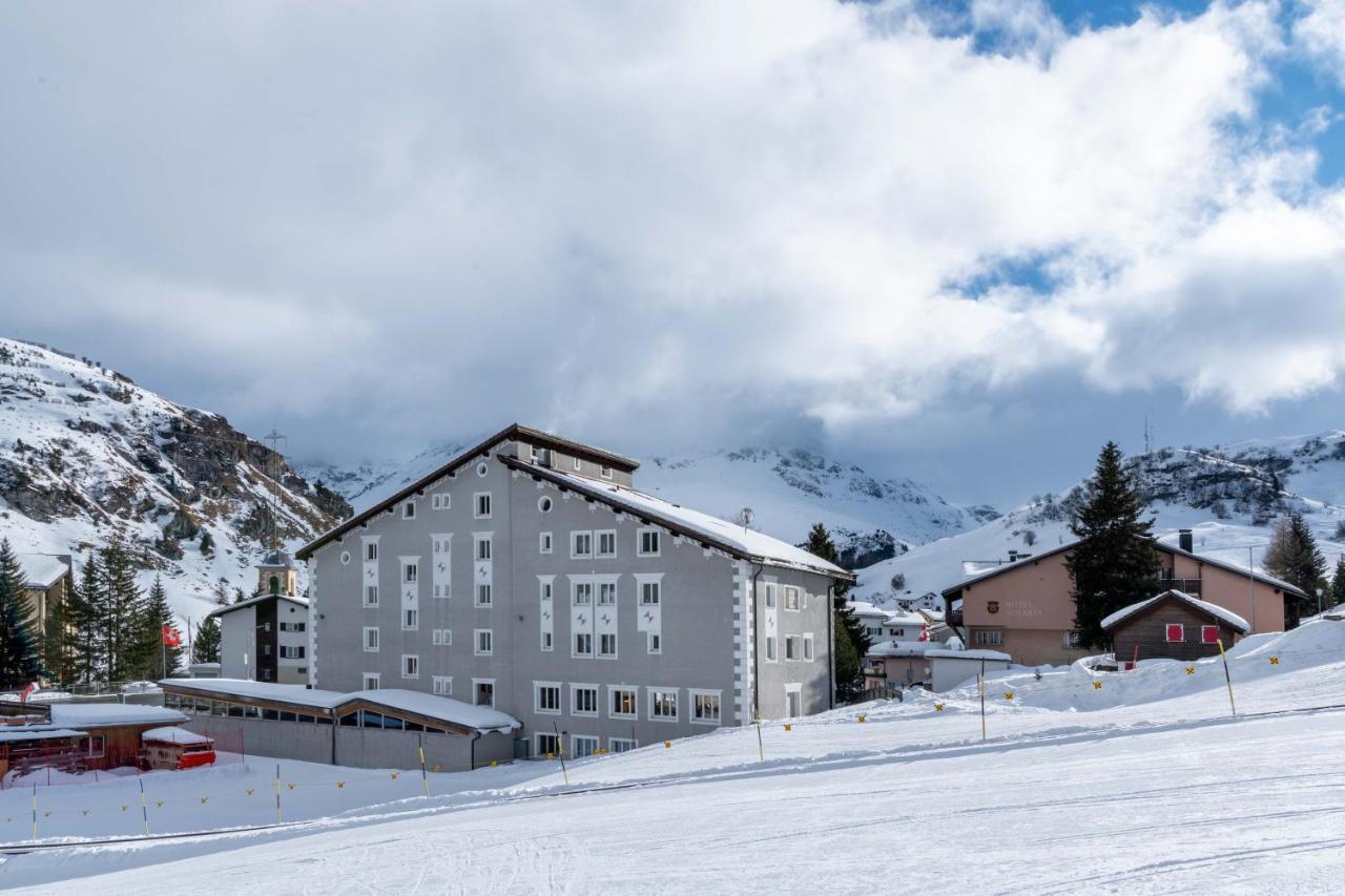 Hotel Grischuna Bivio Exteriör bild