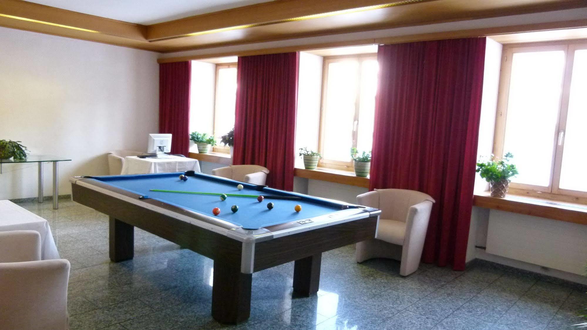 Hotel Grischuna Bivio Exteriör bild